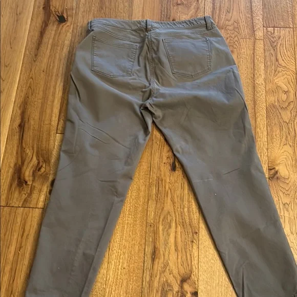 Women's Gray Jeans size 14 - Picture 2 of 5